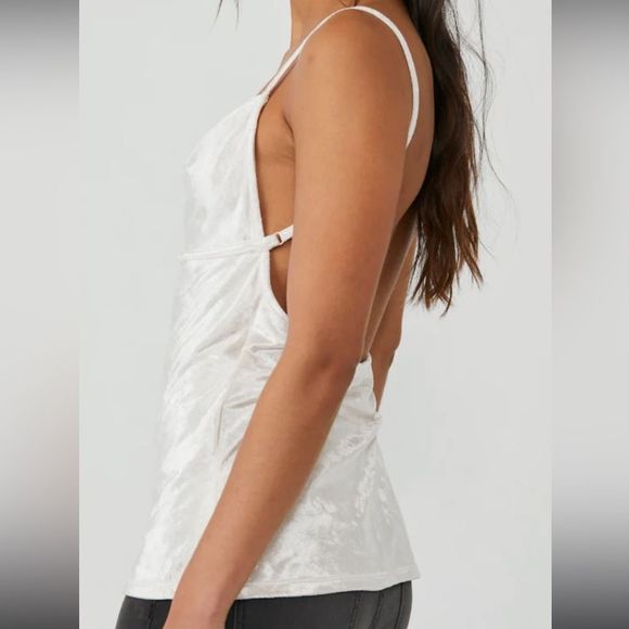 FREE PEOPLE | ✨NEW✨ All Night Velvet Tunic in Champagne - Picture 3 of 4